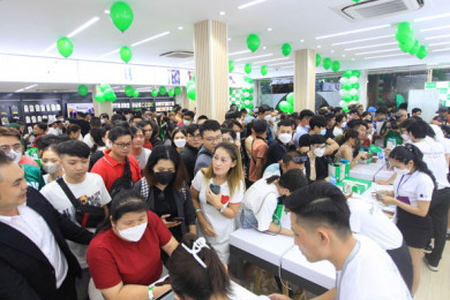 iPhone 14 series cháy hàng sau ngày mở bán ở Việt Nam
