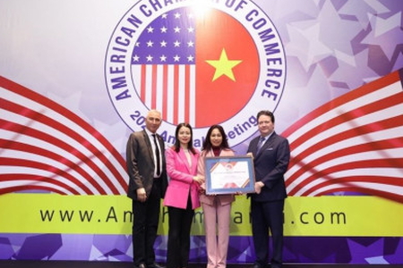 FedEx nhận Giải thưởng Trách nhiệm Xã hội của Doanh nghiệp AmCham
