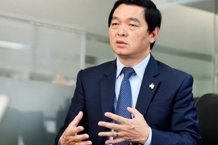 "Nội chiến" ở Tập đoàn Xây dựng Hòa Bình "leo thang”: Ông Lê Viết Hải giải trình gì với HoSE?