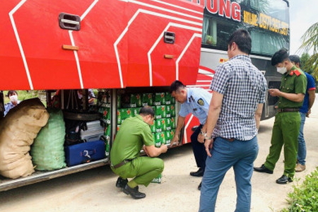 Quảng Ngãi: Phát hiện gần 1.000 chai bia Heineken không rõ nguồn gốc xuất xứ