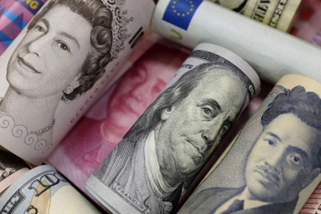 Tỷ giá ngoại tệ ngày 25/2/2023: USD tiếp đà tăng mạnh