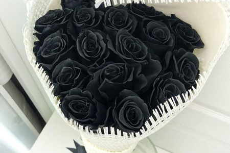 Gợi ý lời chúc Valentine đen 14/4 hay và ý nghĩa nhất