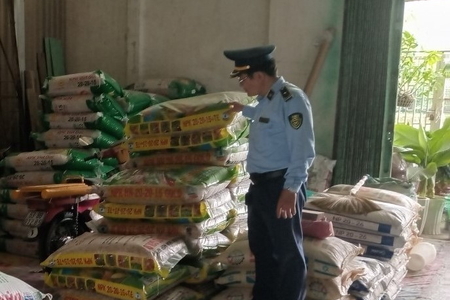 Tiền Giang: Một hộ kinh doanh bị phạt hơn 100 triệu đồng vì buôn bán phân bón giả