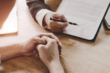 Phó Thủ tướng Lê Minh Khái yêu cầu làm rõ tình trạng ngân hàng ép khách mua bảo hiểm