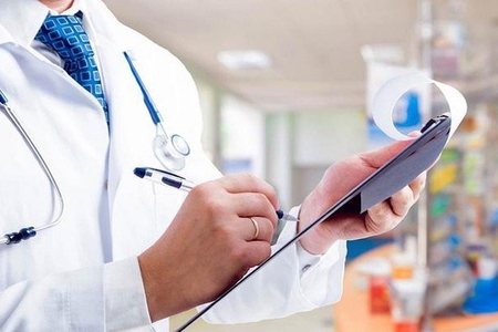 Nhiều bác sĩ ở TP Hồ Chí Minh bị xử phạt