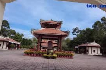 Về thăm nơi phát đi lệnh Tổng tiến công, nổi dậy mùa Xuân năm 1975