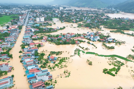Phát động chương trình vận động ủng hộ đồng bào các tỉnh miền Bắc bị thiệt hại do bão số 3