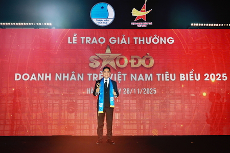 Doanh nhân Bùi Ngọc Quốc Hưng CEO CareerViet ghi dấu ấn tại giải thưởng Sao Đỏ - Doanh nhân trẻ Việt Nam
