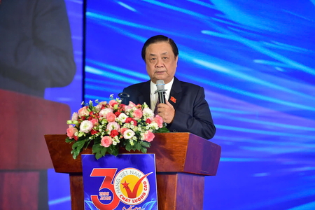 Hàng Việt Nam Chất lượng cao hành trình từ thị trường nội địa ra sân chơi toàn cầu