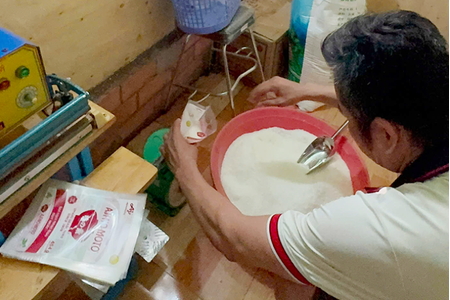 TP.HCM: Triệt phá đường dây sản xuất hơn 4 tấn bột ngọt Ajinomoto giả