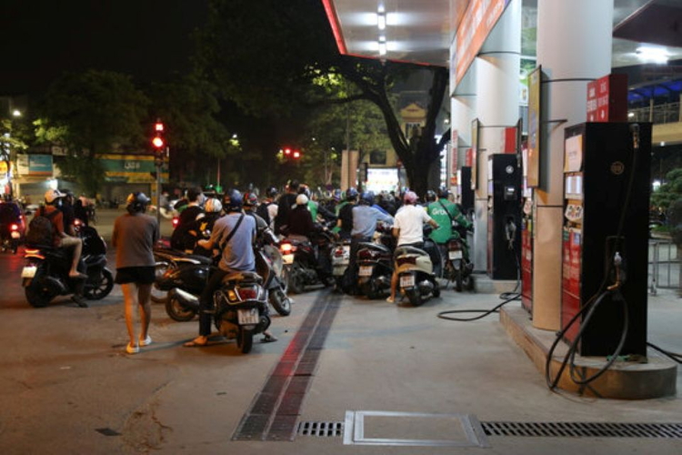 Bảng giá xăng dầu ngày 19/5/2026: Giá xăng dầu Petrolimex, PVOIL hôm nay