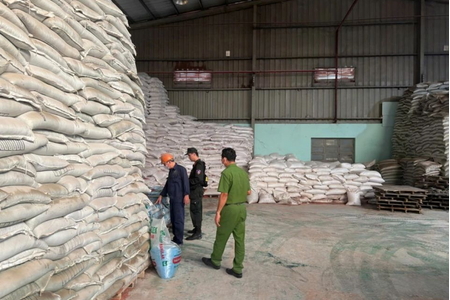 Tây Ninh: Triệt phá đường dây sản xuất hơn 70 tấn phân bón giả nhãn hiệu BACONCO