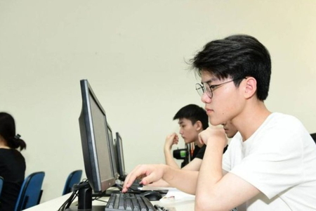 Điểm thi Đánh giá tư duy đợt 3: Thủ khoa đạt 93,76 điểm