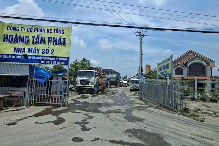 Cần Thơ: Người dân phản ánh bất thường tại trạm trộn bê tông Hoàng Tấn Phát ở xã Vĩnh Thạnh