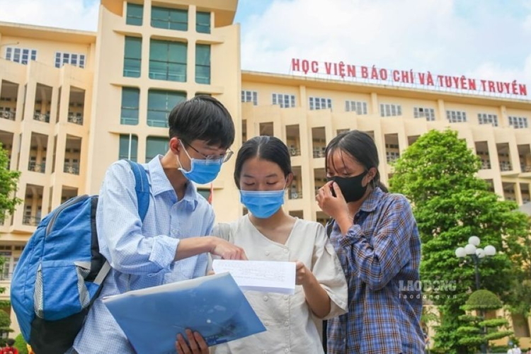 Lần đầu tiên có chứng chỉ giáo dục đại học, học đến đâu ghi nhận đến đó