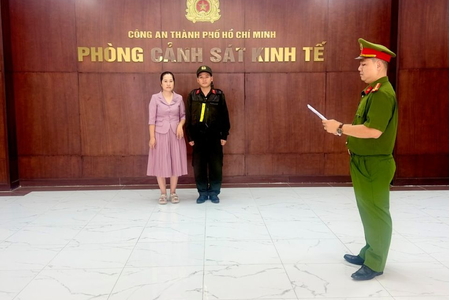 Khởi tố chủ sở hữu thương hiệu Vải áo dài Đất lành vì sao chép mẫu thiết kế