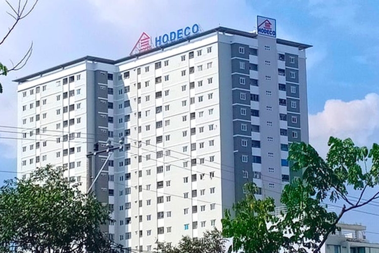Hodeco bị phạt nặng vì "quên" công bố loạt giao dịch với các công ty con