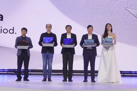 Chiếc laptop nhỏ gọn nhất thế giới có gì mà giá lên đến 100 triệu đồng?