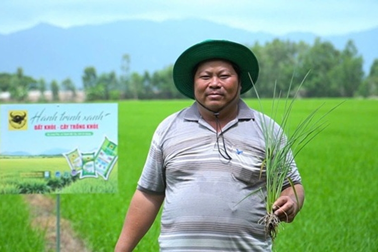 Làm giàu nhờ đổi mới tư duy trên vùng đất phèn