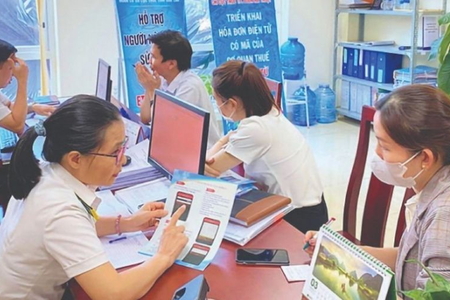 Doanh thu dưới 1 tỷ, hộ kinh doanh có phải thông báo số tài khoản?