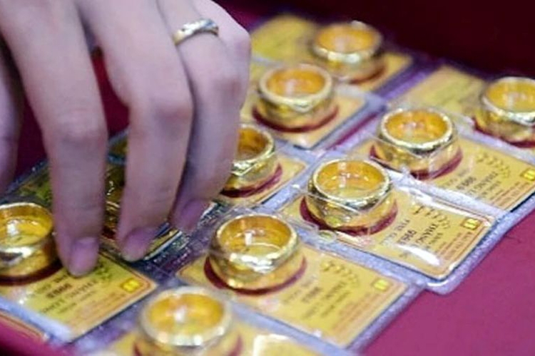 Giá vàng ngày 16/8/2026: Vàng nhẫn áp sát mốc 145 triệu đồng/lượng