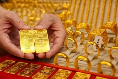 Giá vàng ngày 25/8/2026: Vàng trong nước áp sát mốc 153 triệu đồng/lượng