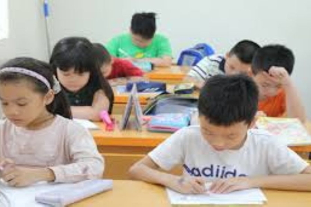 Giáo viên có được dạy thêm môn khác cho học sinh mình đang dạy?