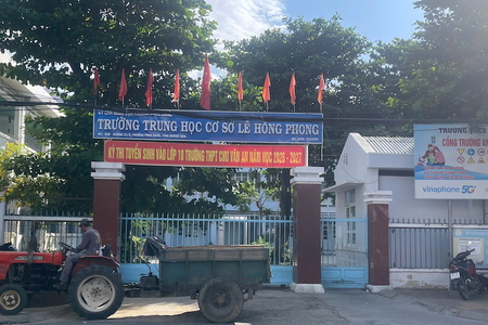 Khánh Hòa: Thụ lý lại vụ tố cáo Hiệu trưởng trường Lê Hồng Phong hạ chức cấp dưới