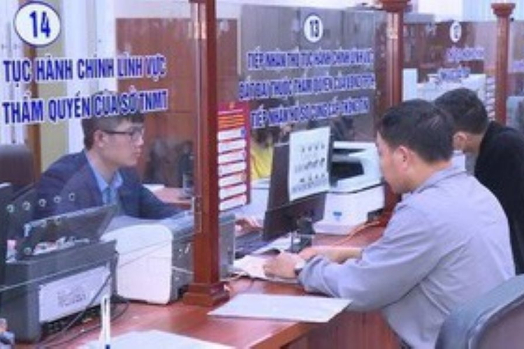 Thẩm quyền xác định đối tượng được giảm tiền sử dụng đất