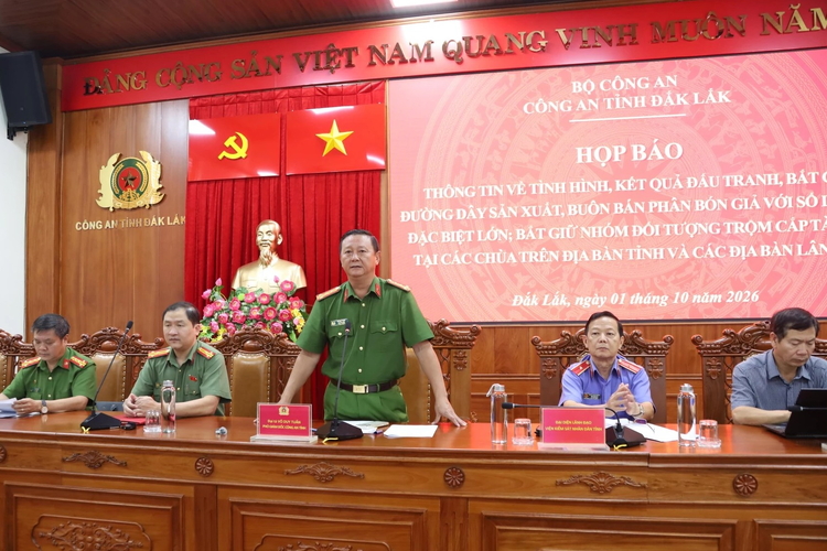Đắk Lắk: Triệt phá đường dây phân bón giả quy mô đặc biệt lớn