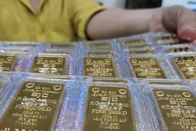 Giá vàng ngày 11/10/2026: Vàng trong nước đi ngang, USD tiếp tục đà bứt phá