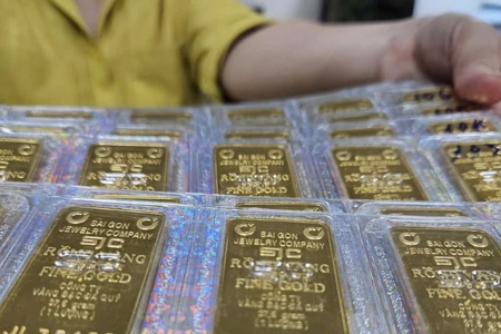 Giá vàng ngày 11/10/2026: Vàng trong nước đi ngang, USD tiếp tục đà bứt phá
