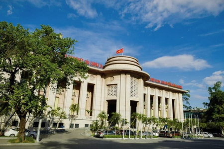Phải giảm tối thiểu 0,5%/năm lãi suất tiền gửi kỳ hạn từ 6 tháng trở lên