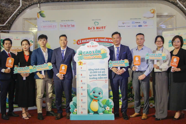 Bi'S MART khởi động chiến dịch 