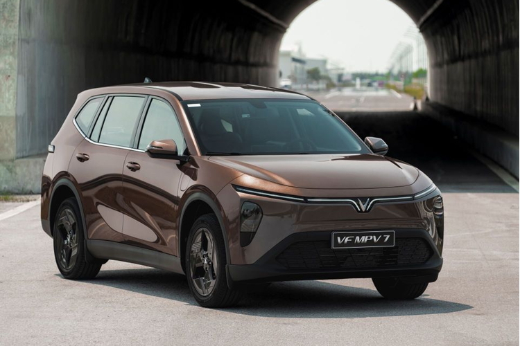 Lên đời xe 7 chỗ gắn bó đường dài: VF MPV 7 nhân đôi lợi ích với gói ưu đãi kép