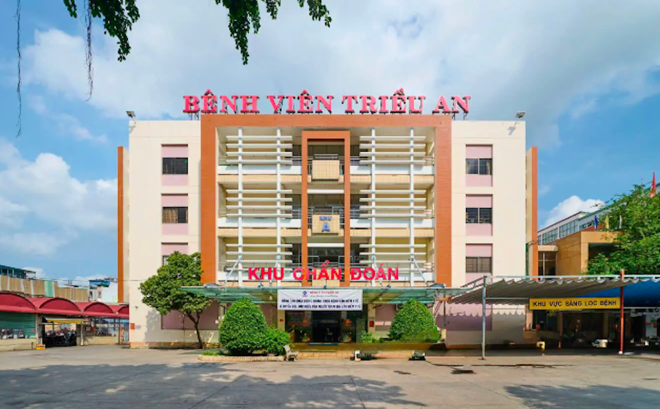 Bệnh viện của đại gia Trầm Bê bị hủy tư cách công ty đại chúng