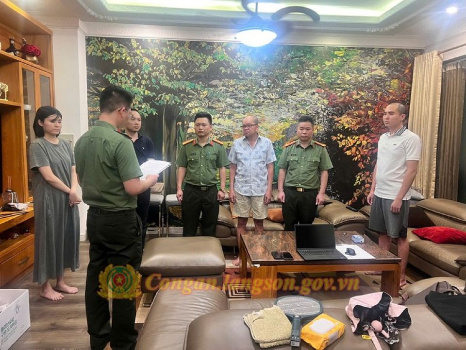 Phá chuyên án vận chuyển trái phép số lượng lớn chất phóng xạ