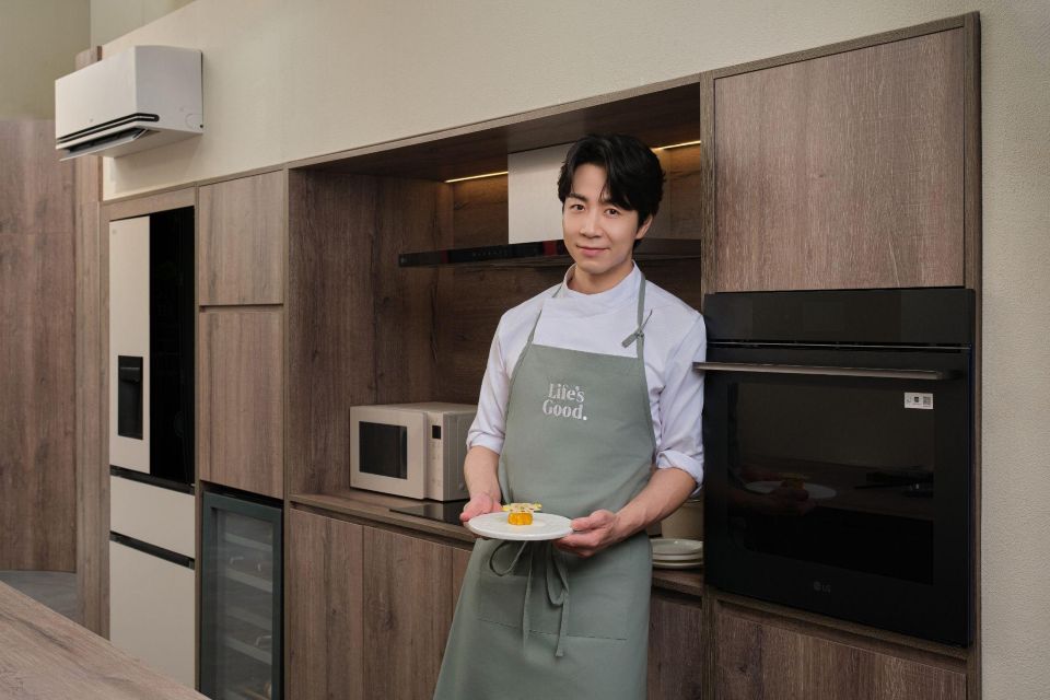 Bếp trưởng hai nhà hàng đạt sao Michelin định chuẩn gian bếp gia đình tại Another Saigon by LG