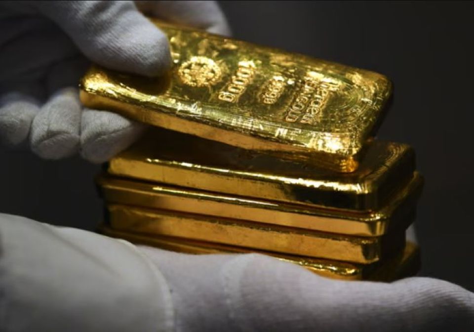 Giá vàng ngày 12/6/2026: SJC tăng nhẹ, USD "đảo chiều" lao dốc