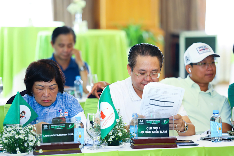 Hơn 10 tỷ đồng giải thưởng tại Giải Vô địch các CLB Golf tranh cúp Tân Sơn Nhất lần 2