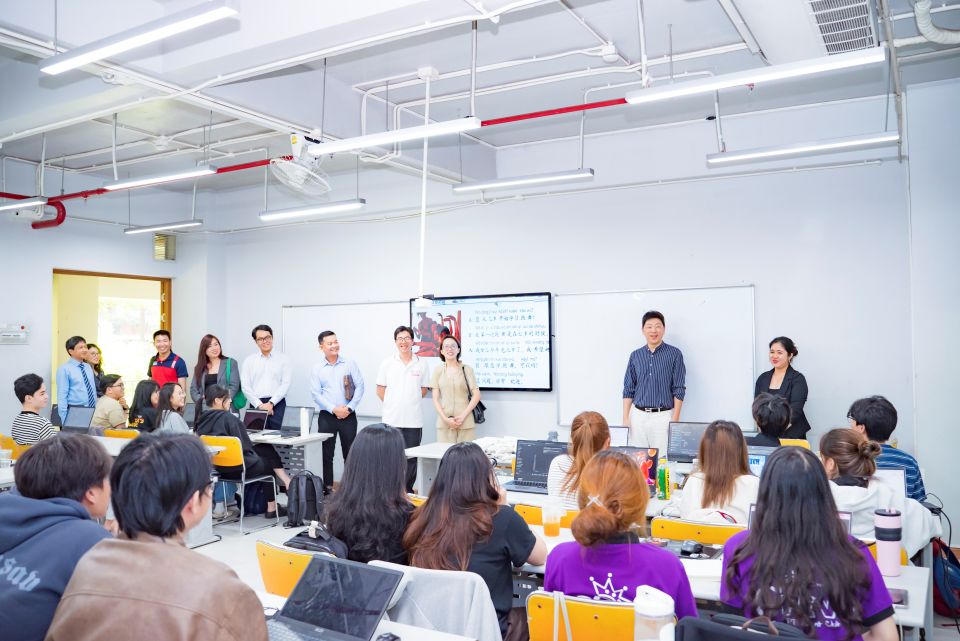 BEST Inc. Việt Nam và Trường Đại học FPT hợp tác đào tạo thế hệ nhân sự logistics chất lượng cao
