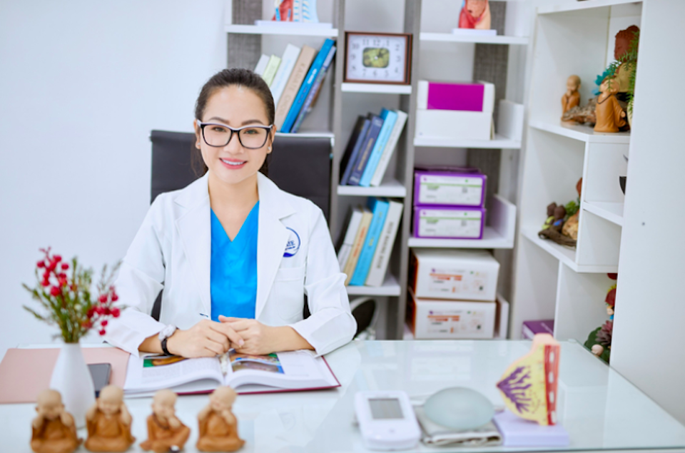 Bác sĩ Annie Nguyễn: Trong phòng mổ, sự khó tính chính là lòng nhân ái!