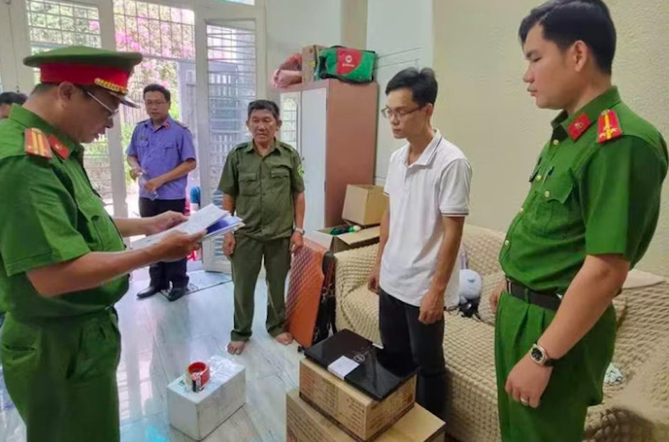 Hàng trăm ngàn hũ yến chưng sẵn "không yến" vừa bị triệt phá tại Vĩnh Long