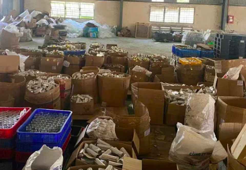 Hàng trăm ngàn hũ yến chưng sẵn "không yến" vừa bị triệt phá tại Vĩnh Long