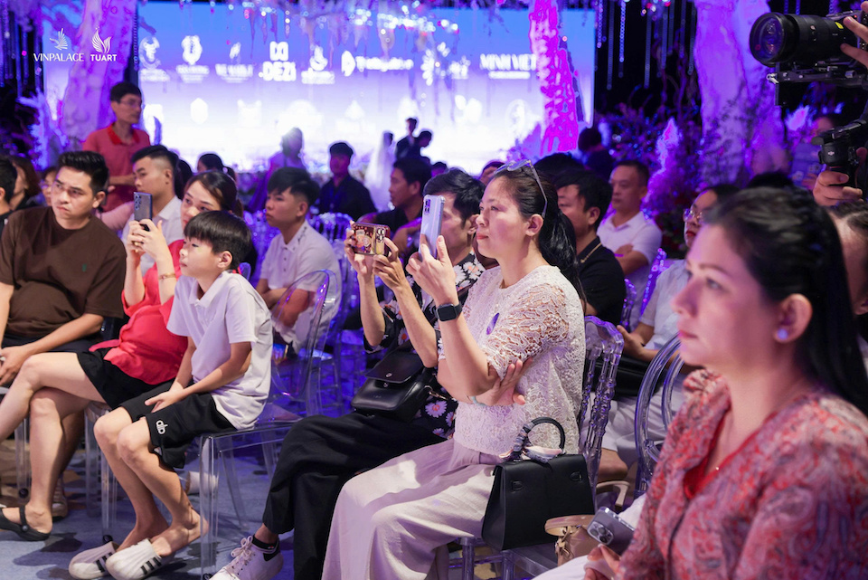 Hàng nghìn lượt khách đổ về "đại tiệc cưới" lớn nhất Việt Nam tại Grand WeddX 2026