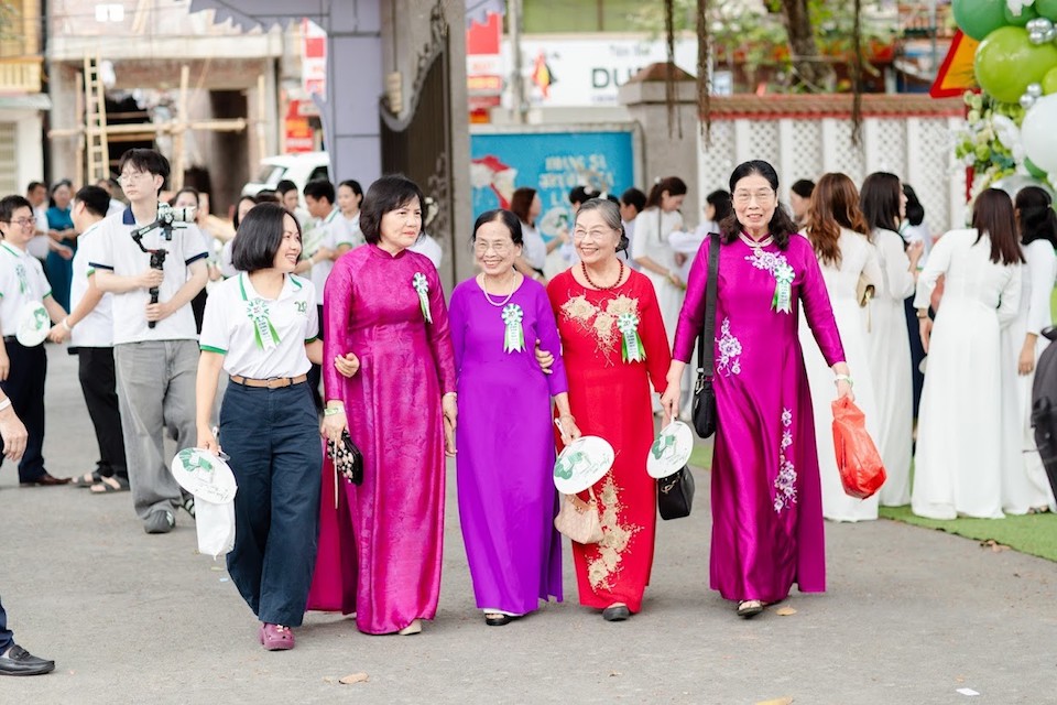 "Hẹn Ước Thanh Xuân" đưa cựu học sinh THPT Lê Lợi hội ngộ sau 20 năm