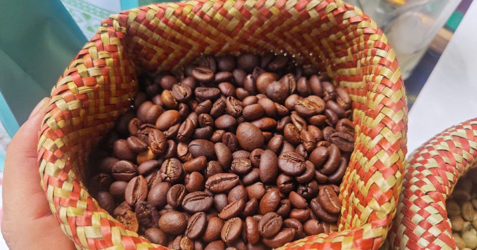 Giá nông sản ngày 11/7/2026: Cà phê bật tăng mạnh, áp sát mốc 99.000 đồng/kg