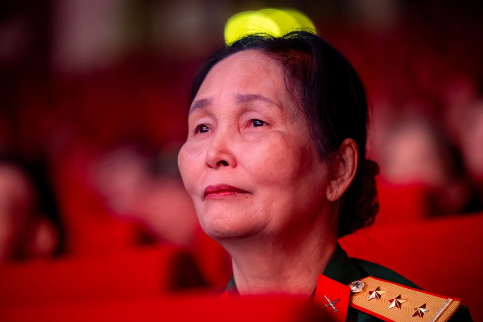 Công diễn “Đất Nước Thiên Hùng Ca”: 75 phút khiến khán giả đi từ choáng ngợp đến vỡ òa