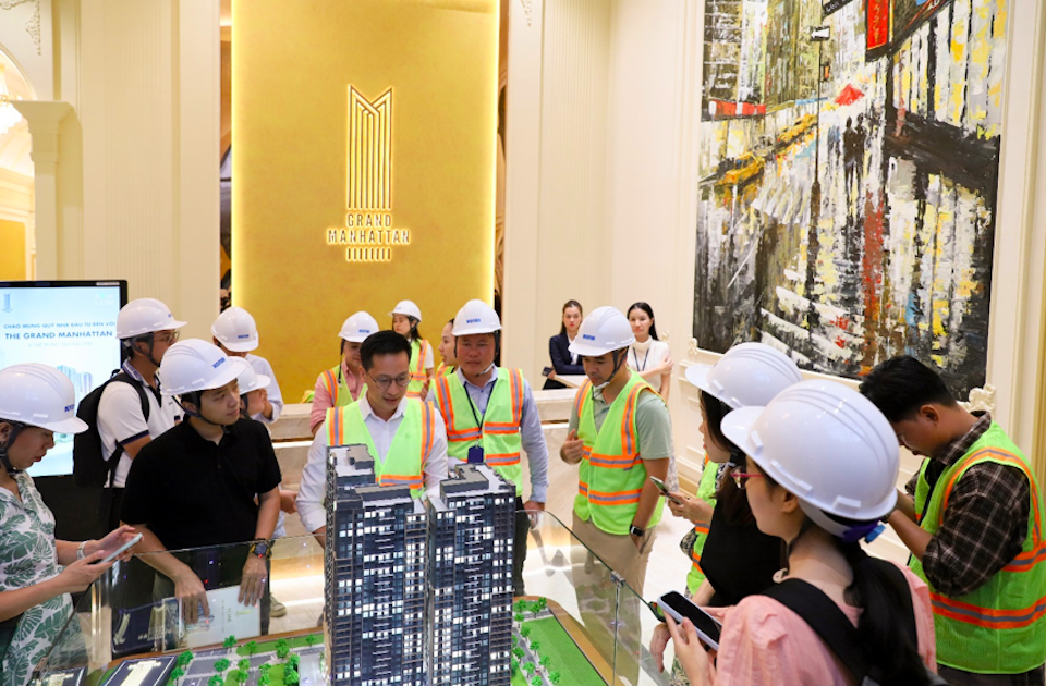 The Grand Manhattan bứt tốc "về đích" sau 3 năm chờ đợi