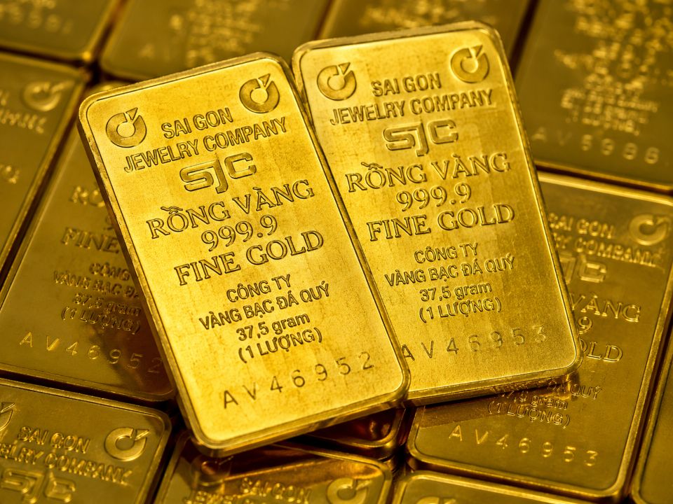 Giá vàng ngày 24/7/2026: Vàng trong nước giảm kỷ lục